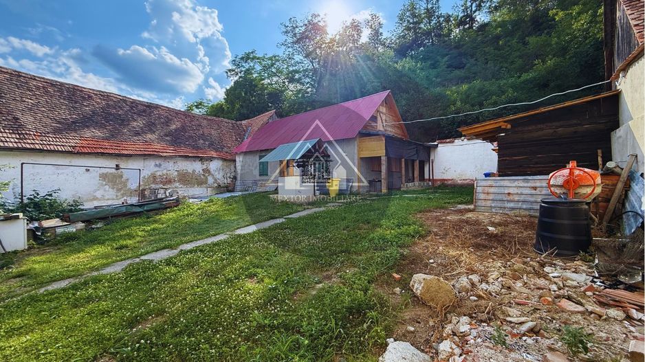 Casa saseasca, de vanzare la Richis - Transilvania - Poză 26