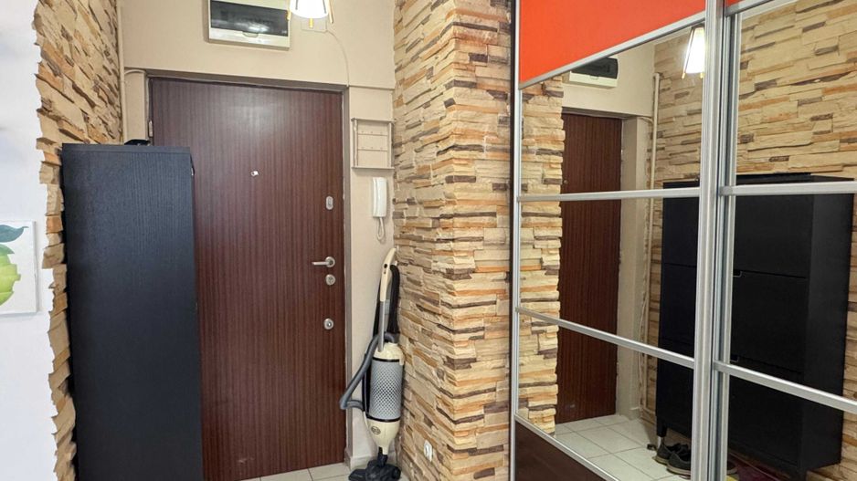 Apartament 3 camere LUX, 2 băi, 2 balcoane, centrală, parcare inclusă, boxă - Poză 8