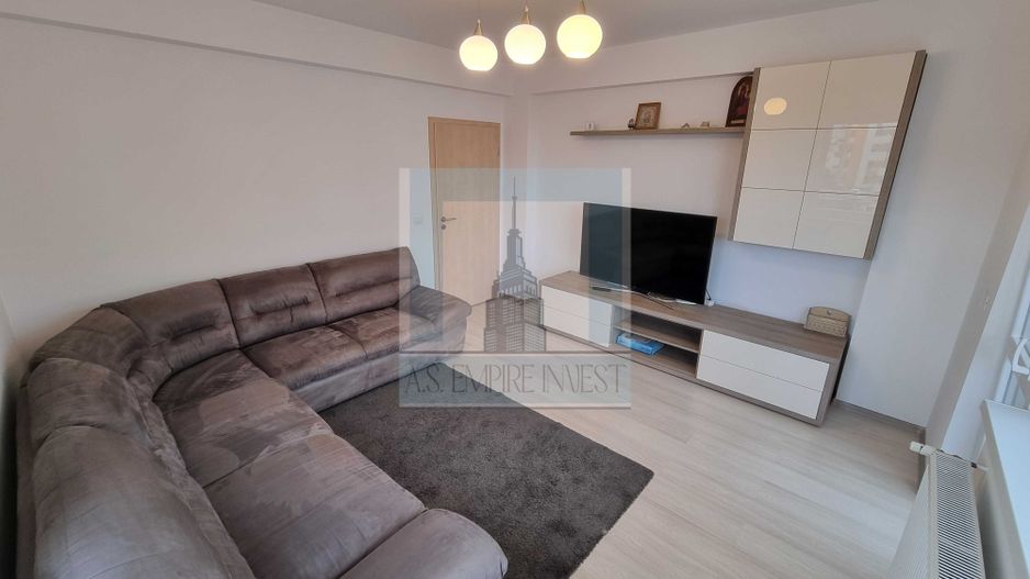 Apartament 3 Camere +Loc de parcare - zona Tractorul/Grandis Residence - Poză 1
