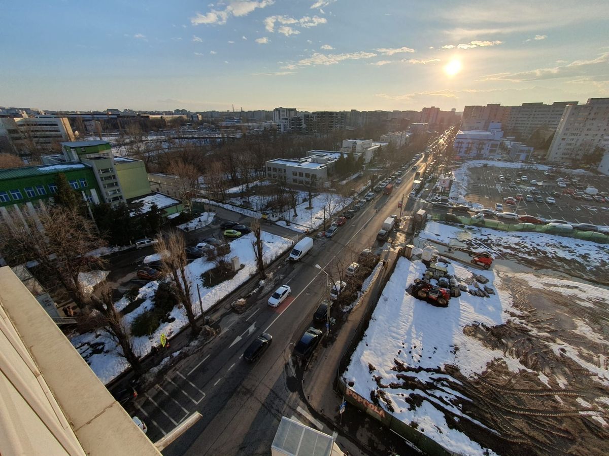 4 camere decomandat, 79,86 mp, 2 balcoane, bloc anvelopat, Vergului - Poză 16