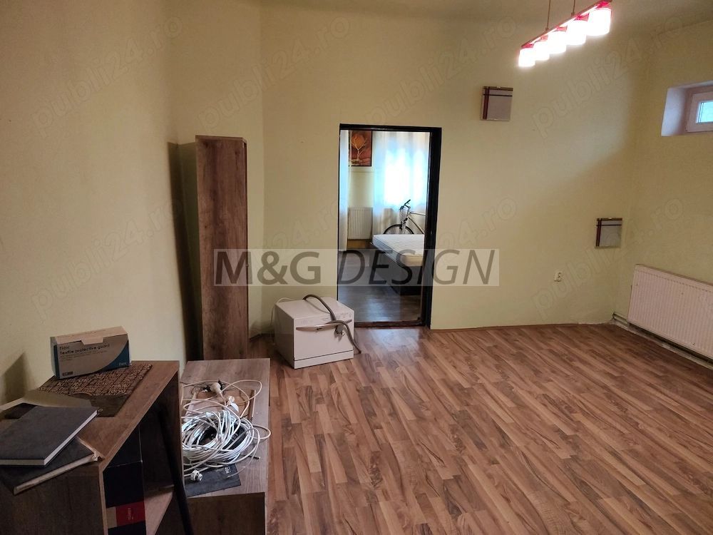 Apartament cu 2 camere la curte - Poză 2