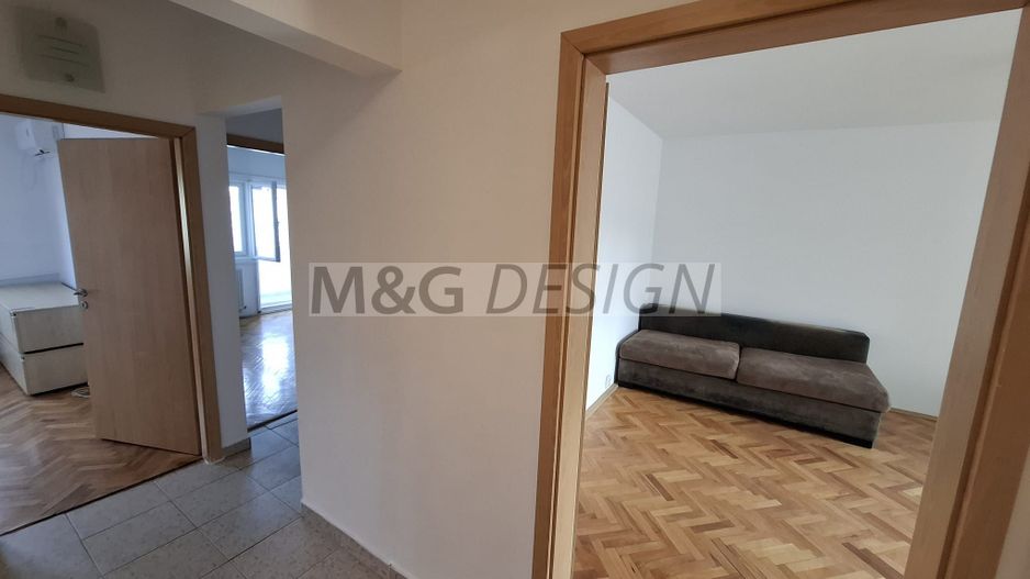 Aradului, 3 camere decomandat, 2 bai - Poză 9