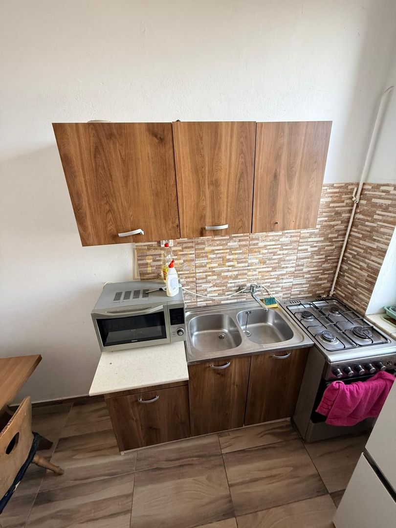 cladire istorica| Iosefin| 2 dormitoare| centrala proprie| camere inalte| - Poză 8