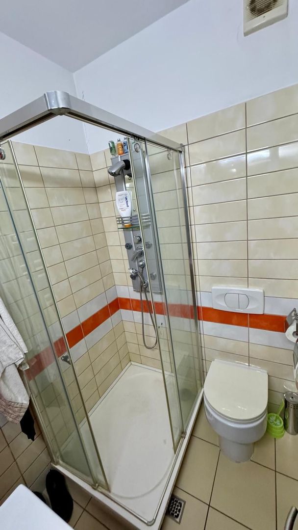 De vanzare - 3 camere decomandat etaj 4 - Splaiul Unirii - Poză 12