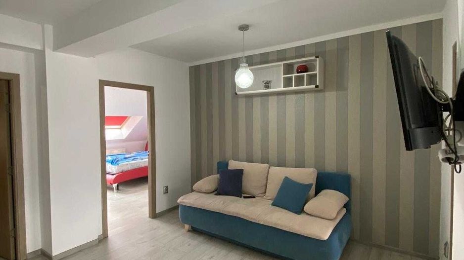 Apartament 3 camere semi-central - Poză 1