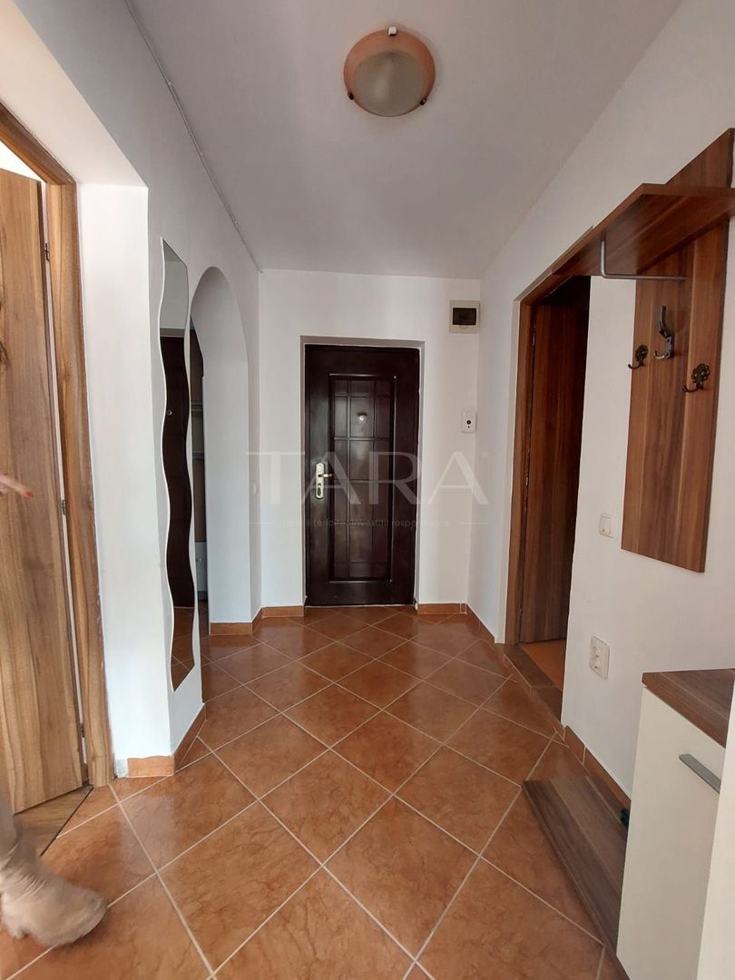 Apartament decomandat cu 2 camere, balcon și parcare, în zona Florilor - Poză 8