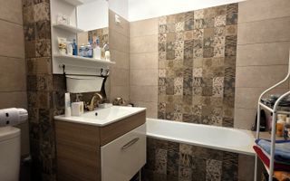 Apartament 3 camere, 81 mp, renovat 2019 – spațios, luminos - Poză 8