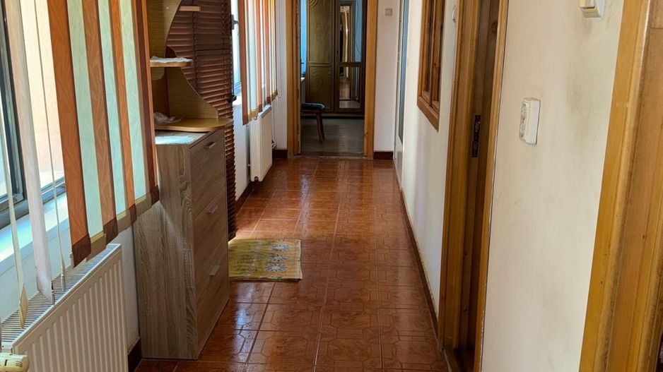 vand casa zona Biserica Noua , P+ET 1 - Poză 8