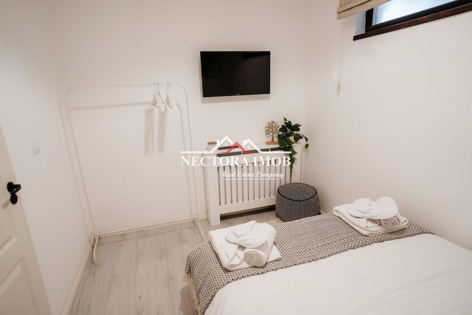 NECTORA IMOB-Apartament 3 camere, Zona Garii, 80 mp, Mobilat/Utilat - Poză 3
