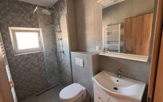 Penthouse spatios cu 2 terase in Kogalniceanu- 102 utili, buc separata - Poză 6