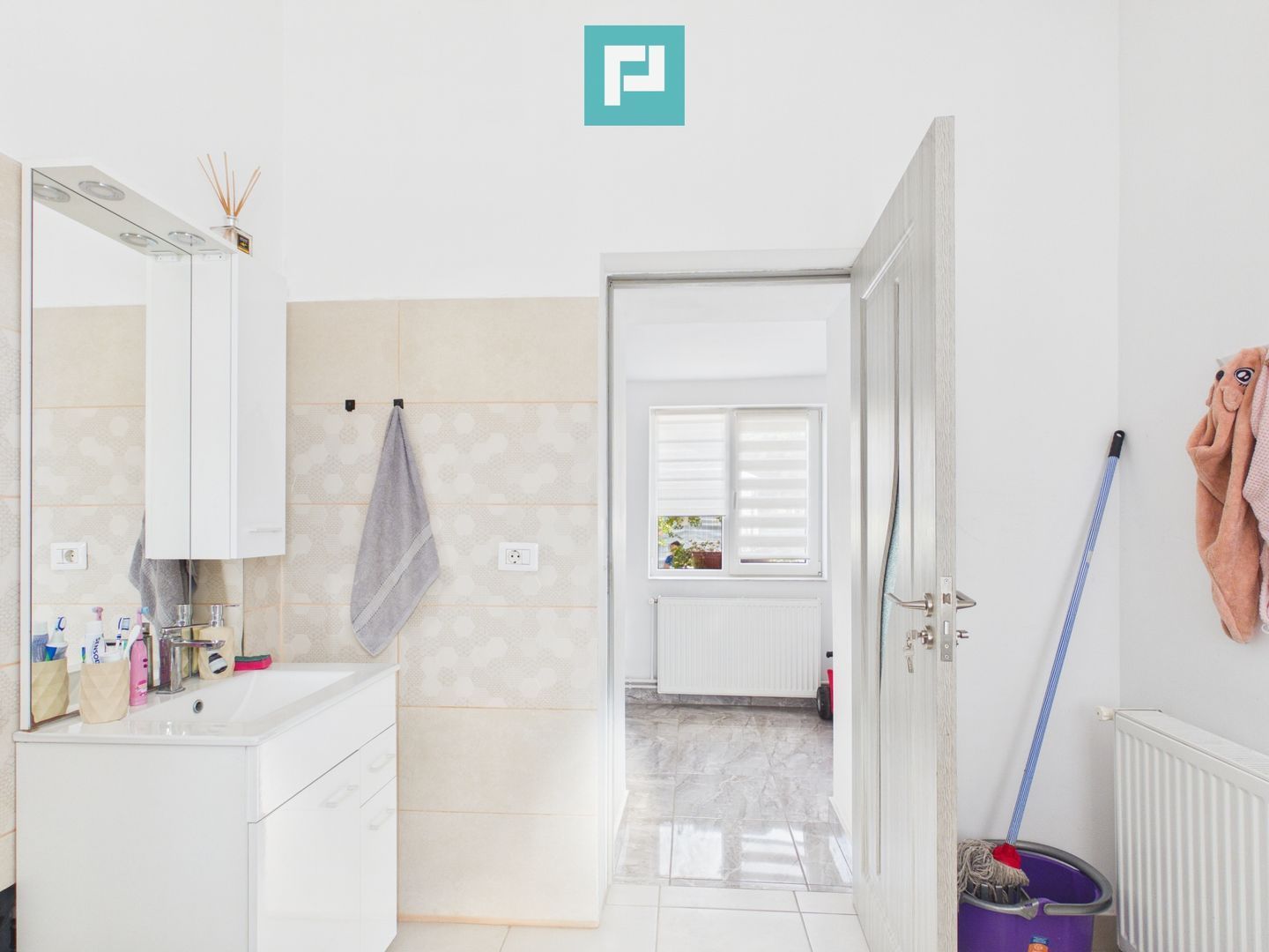 Casă individuală 3 camere,teren de 1500Mp Bătania - Poză 25