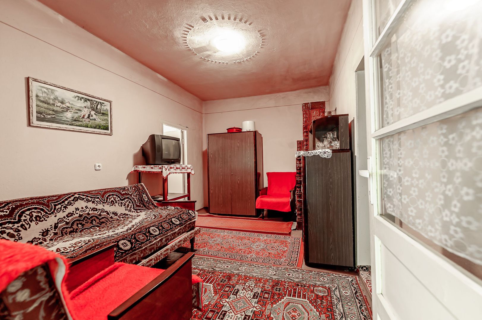 Casă cu 3 camere Peregul Mic - Poză 6