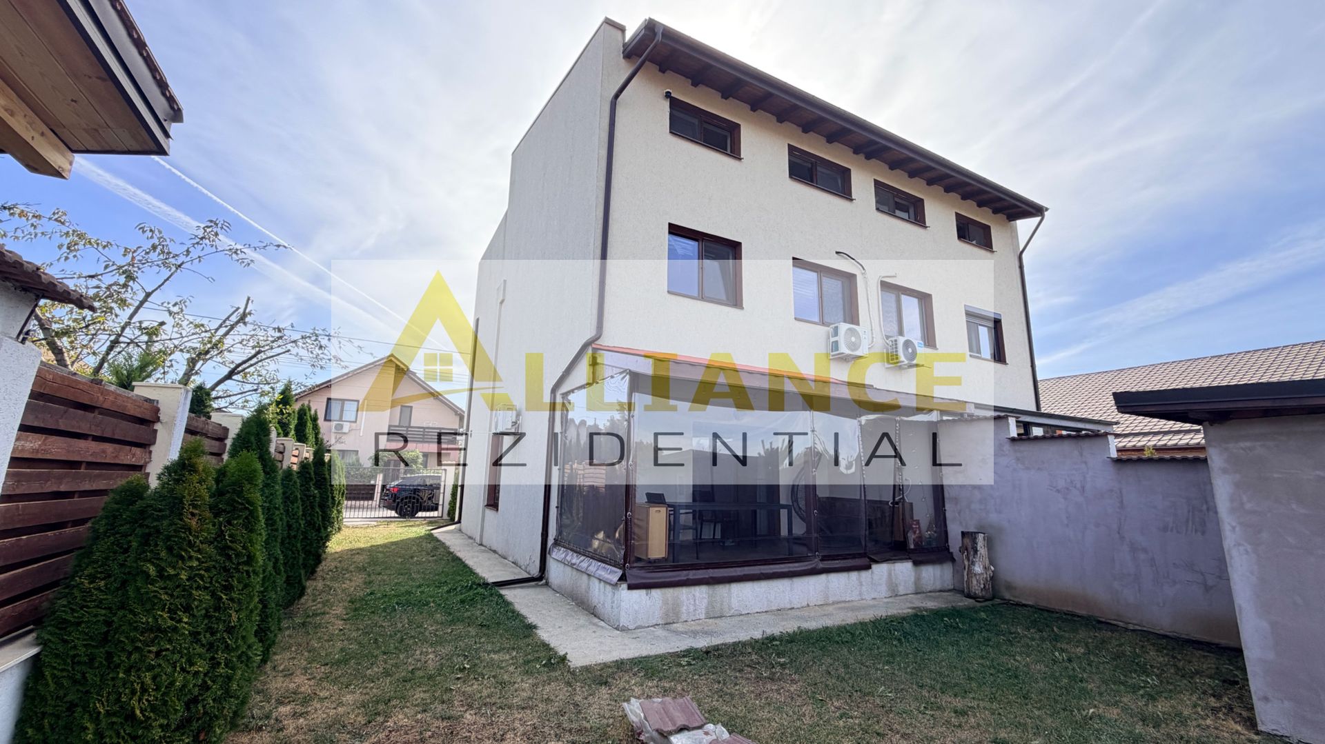 casa cocheta cu 4 camere, P+1E+M, complet mobilata si utilata - Poză 3
