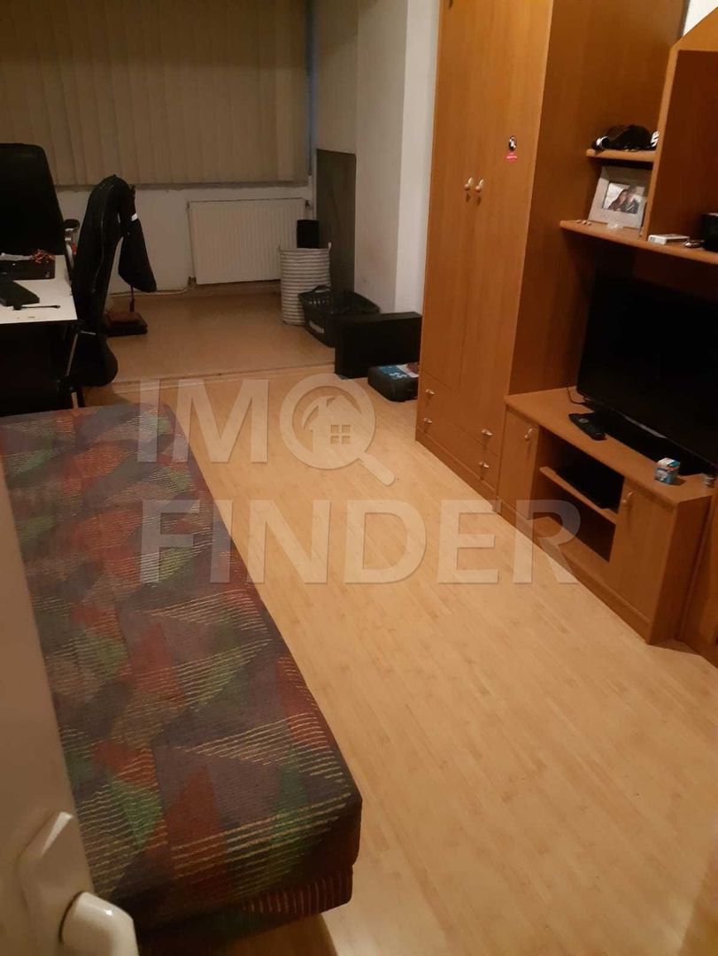 Apartament 3 camere zona Cipariu - Poză 2