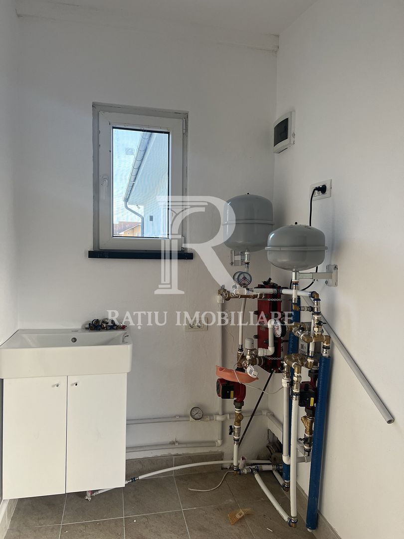 Casa modernă | 4 camere | piscină cu apă geotermală | Oncea | Oradea - Poză 21