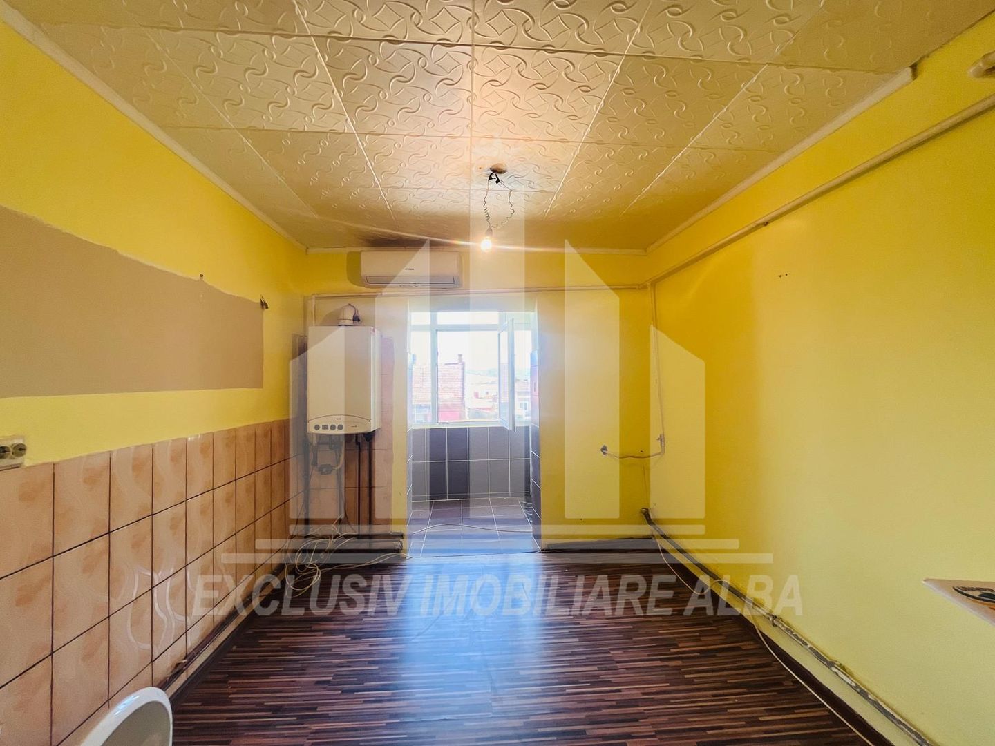 Apartament cu 2 camere decomandate la etajul 1, Santimbru - Poză 3