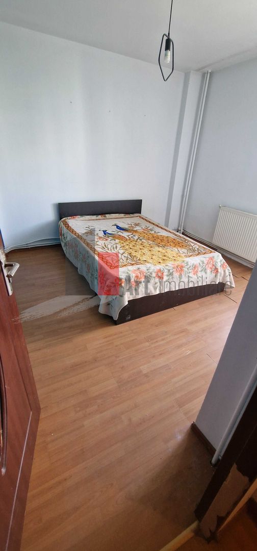 APARTAMENT DE 2 CAMERE BARCA - Poză 1
