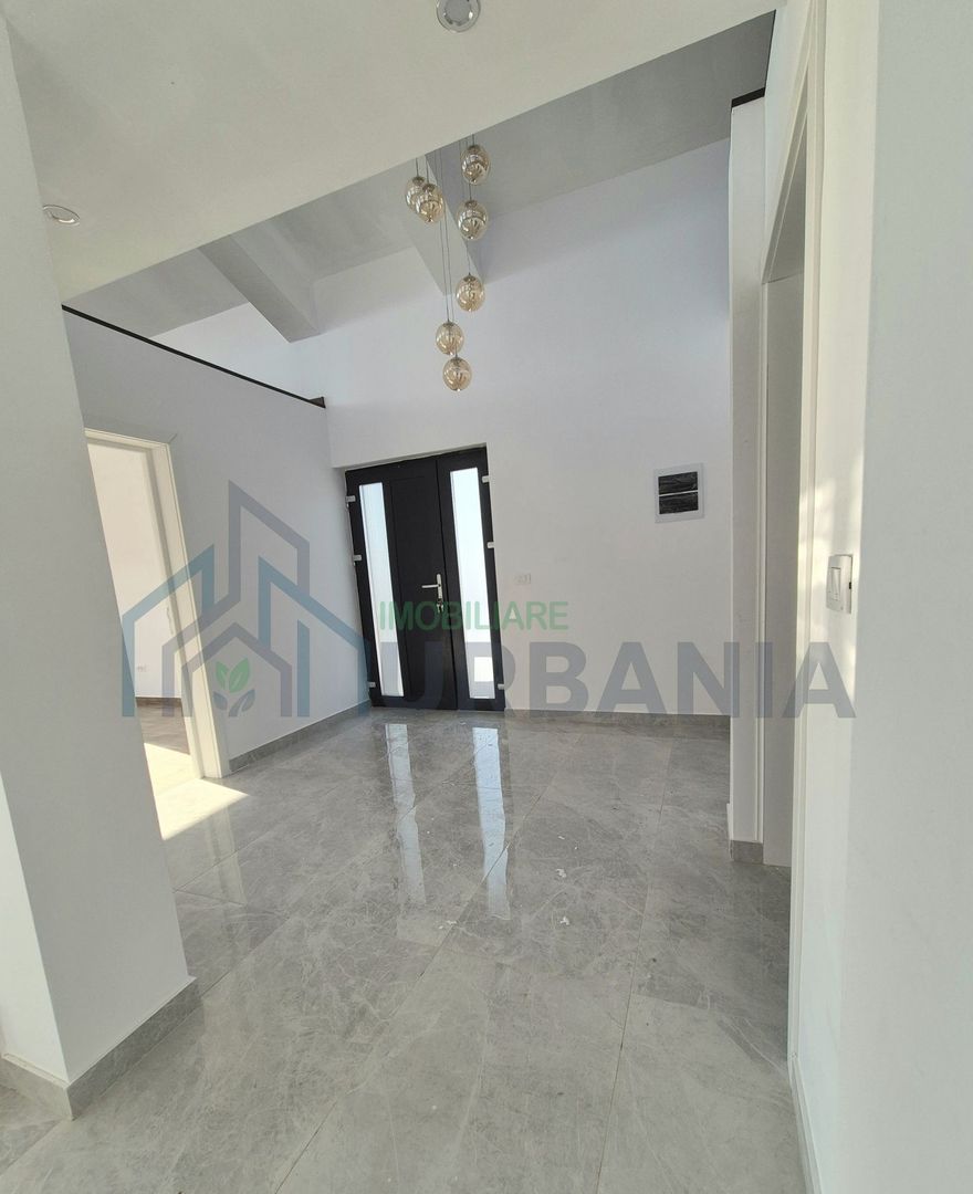 # De vanzare vila in Hlincea,posibil schimb cu apartament si dif. - Poză 6