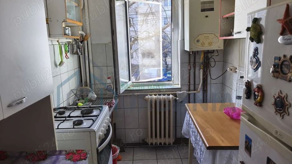 Inchiriez apart. 3 cam zona Zimbru - Poză 9