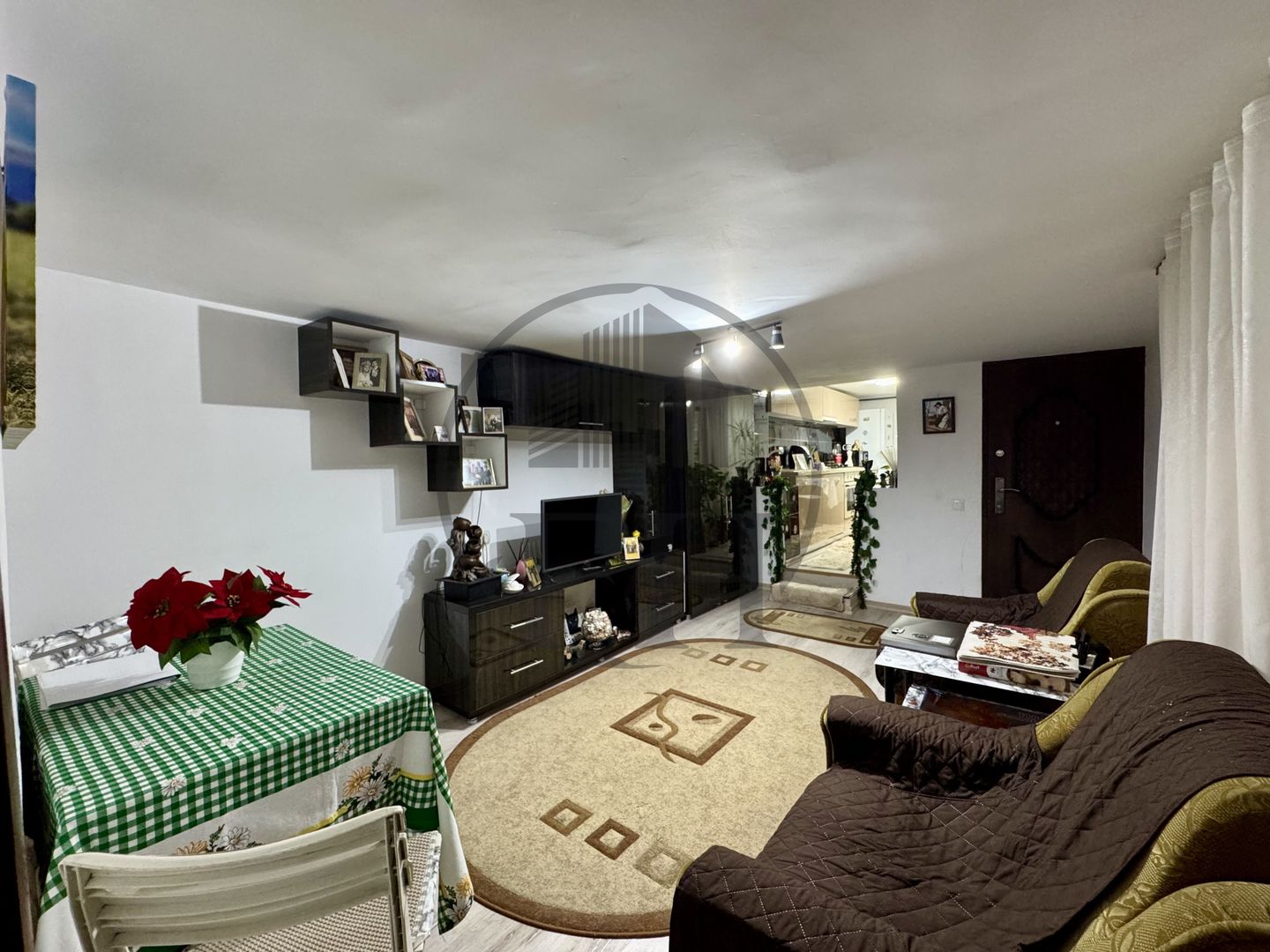 Casa de vanzare Constanta, zona Trocadero - Poză 2