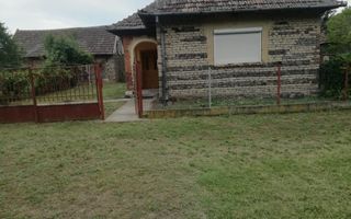Ag BRASADAS vinde casa cu 3 cam si teren 5000mp în HOREA. - Poză 2