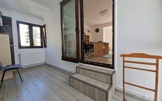 Proprietate cu 3 camere in centrul orasului pentru birouri sau locuit - Poză 8