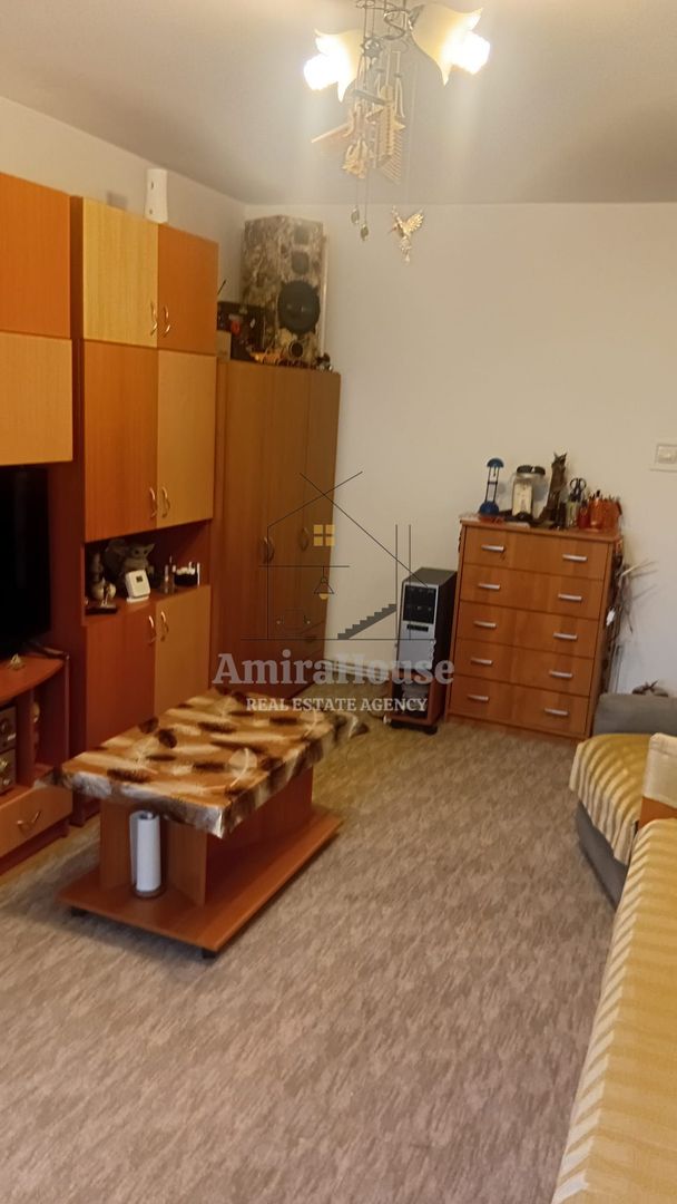 Apartament 2 camere, decomandat, etaj 1, str Tulcea - Poză 3