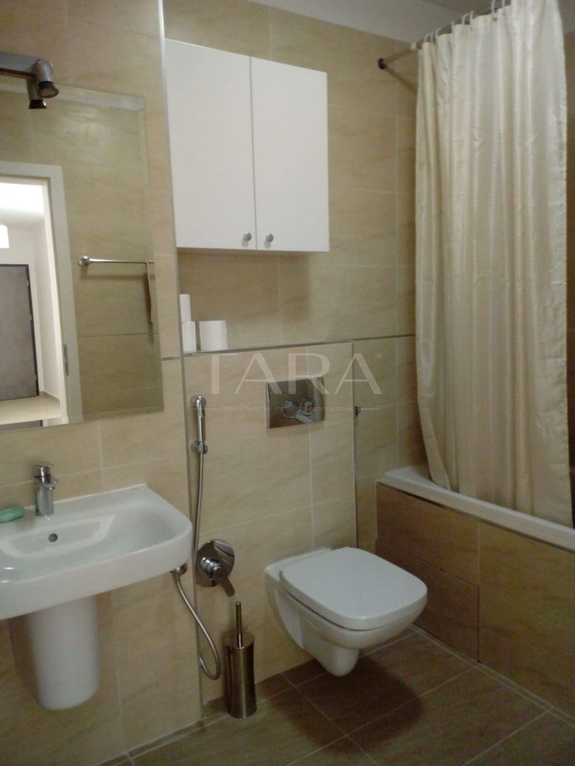 Apartament cu 2 camere, mobilat și utilat, zona Grand Hill Residence. - Poză 7