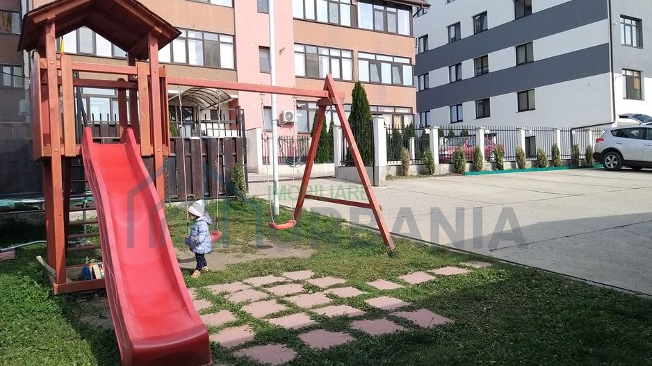 Persoana fizica: Inchiriez apartament 2 camere Popas Pacurari bloc nou - Poză 1