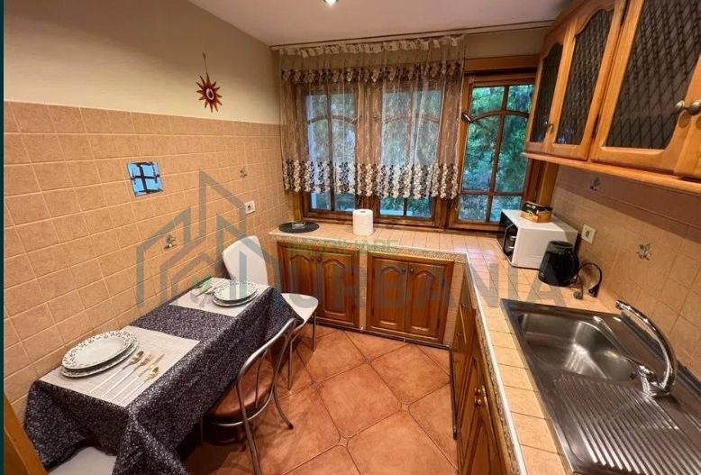 # Inchiriez apartament 3 camere Podu Ros-Palas-Universitatea Tehnica - Poză 1