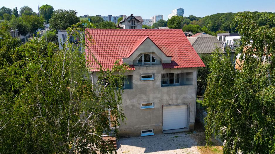 Vânzare, casă 2 nivele, str. Bariera Sculeni, Buiucani - Poză 1