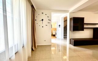 Casa de inchiriat la Liziera Pădurii - intrarea in Dumbrăvița - Poză 3