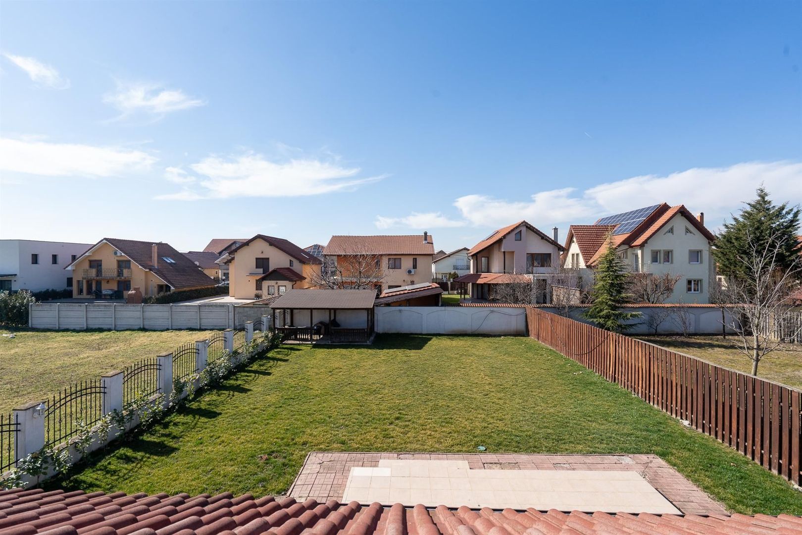 Vila Grigorescu 4 camere 3 bai la asfalt - Poză 1