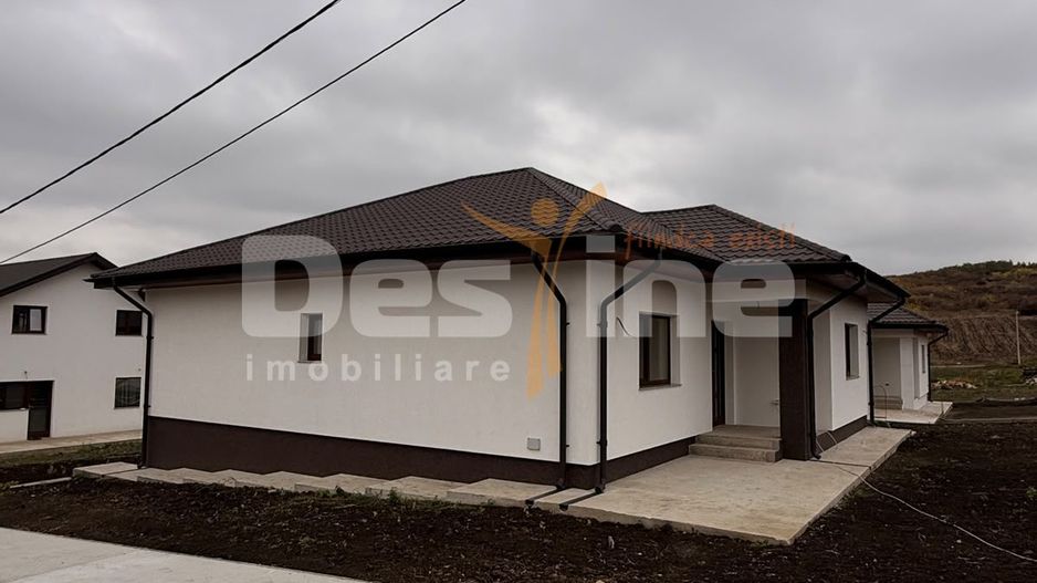 CASĂ LA COMANDĂ PLAN PARTER | TOMEȘTI | PERSONALIZARE FINISAJE - Poză 9