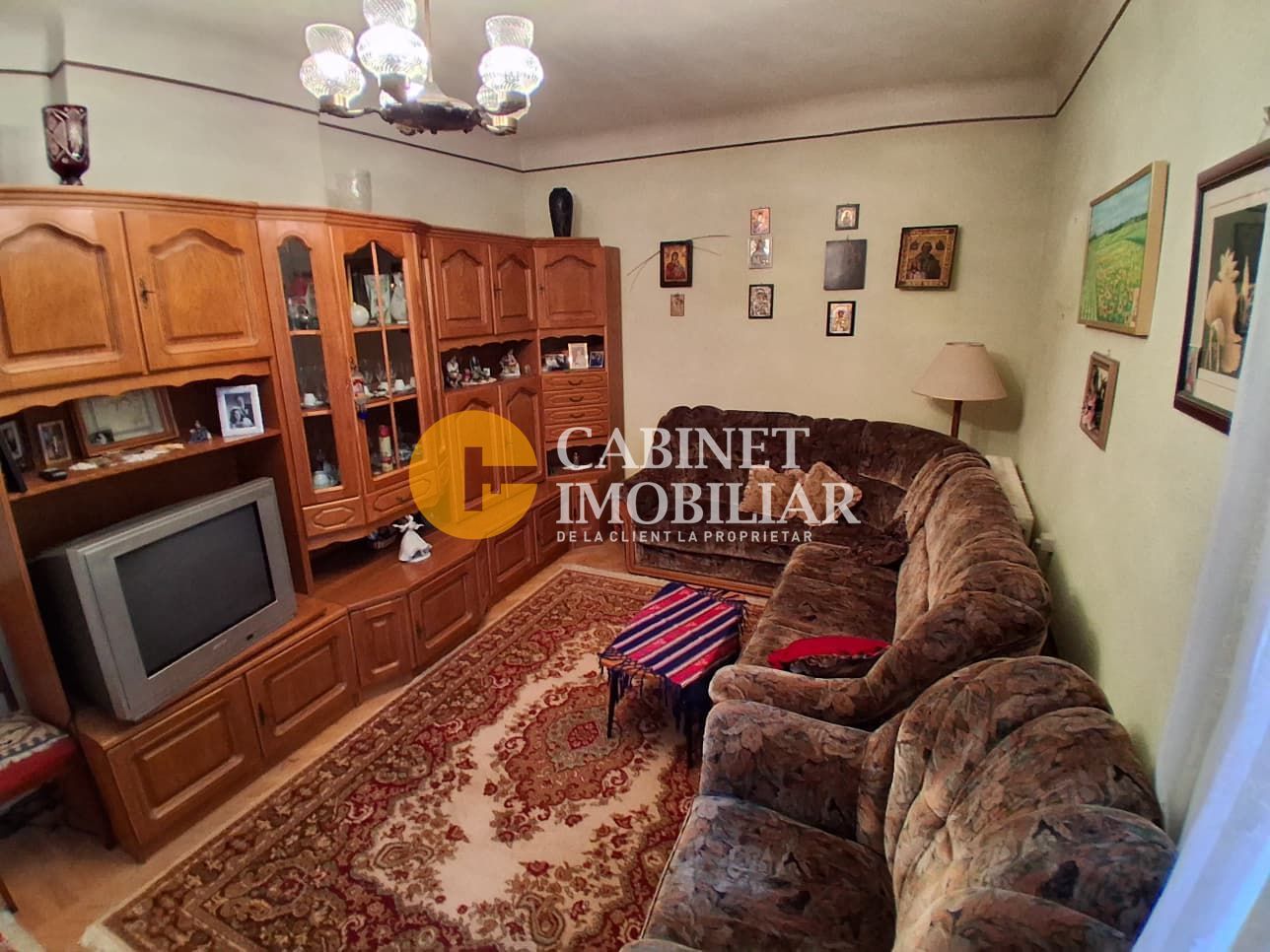 Apartament 2 camere,  Decomandat, parter, zona Copou Iasi - Poză 1