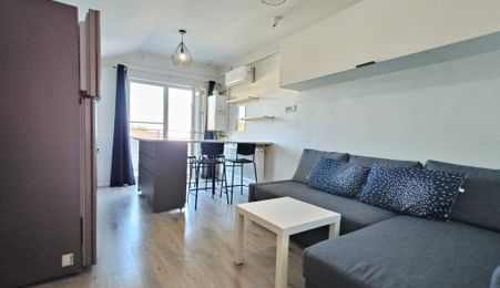 Apartament READY TO MOVE la mansardă, cu balcon și boxă de depozitare