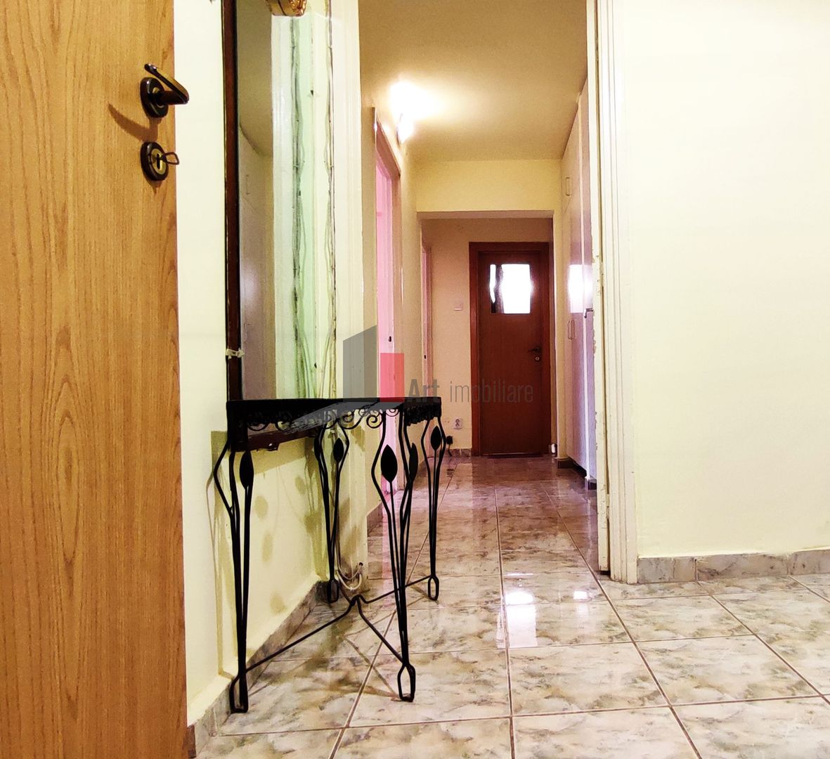 Apartament 3 camere de vanzare Bulevardul Basarabia -Arena Nationala - Poză 4