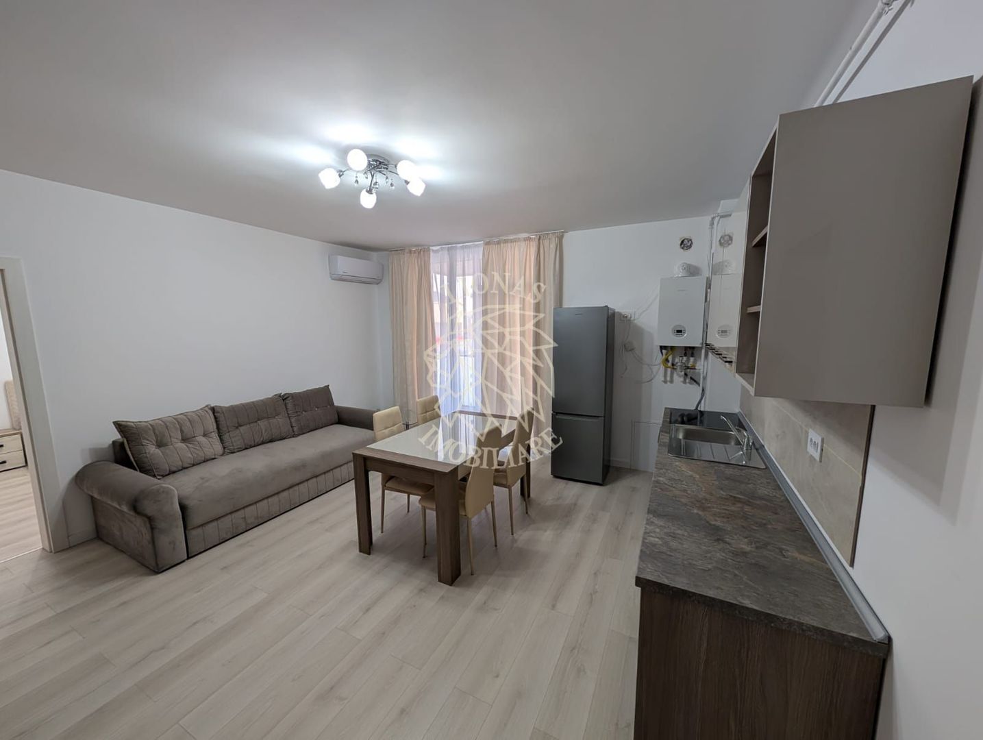 Apartament Nou 2 camere-balcon-etaj 1-lift-parcare-Zona Drumul Cetatii - Poză 1