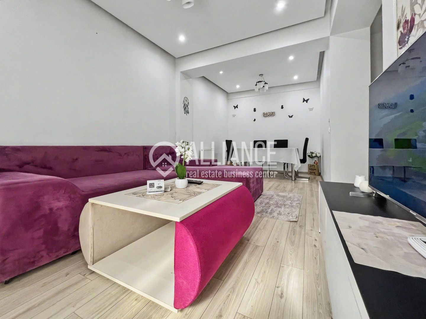 ENERGIA (COD 05) - Un apartament luminos, exact unde orașul se mișcă - Poză 5