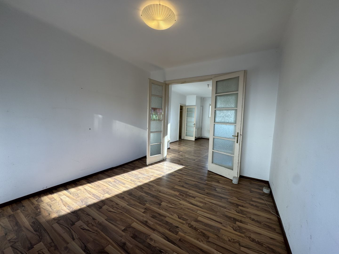 Apartament nemobilat 3 camere Dorobanti M261 - Poză 2