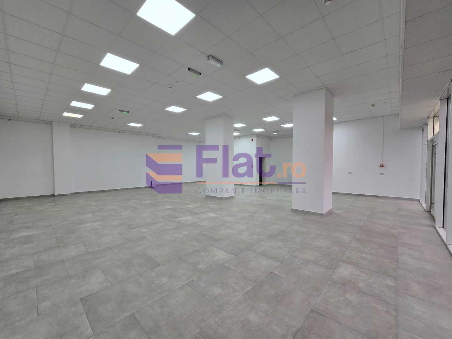 Spațiu comercial în zonă cu vad – Tractorul Coresi - Poză 6