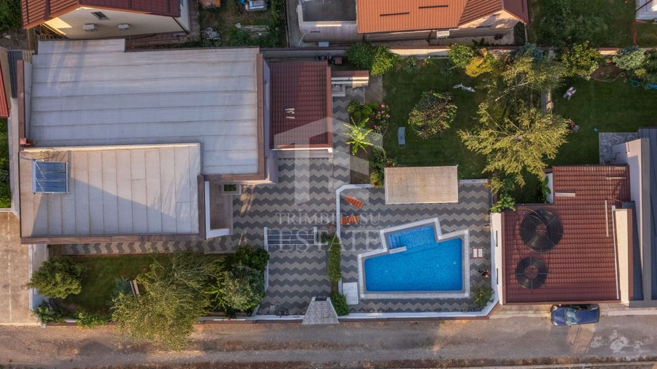 Vilă 342 mp cu piscină și 800 mp teren / 4 dormitoare / Pleașa - Poză 20
