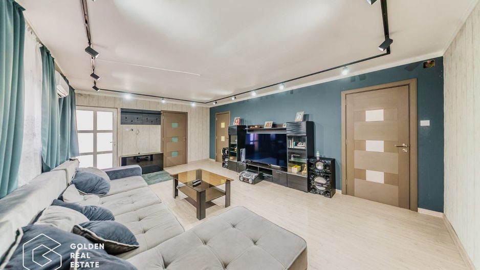 Casa ideala pt familie numeroasa sau spatiu de birouri, teren 908 mp, Gai - Poză 1