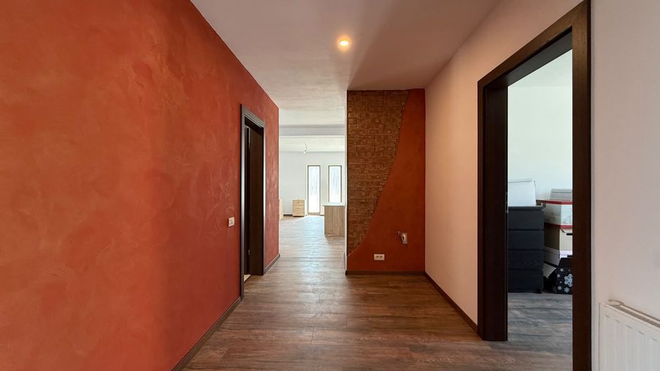 Spațiu comercial / birouri la parter | 135 mp | Odăi - Poză 1