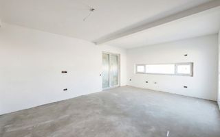 Apartament cu 3 camere si curte de 240mp | Mosnita Noua | Lidl - Poză 2