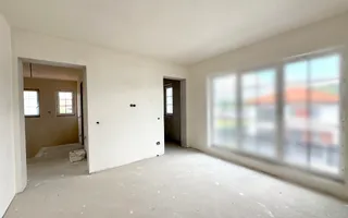 Casa unifamiliala cu teren de 500 mp in zona centrala. - Poză 12