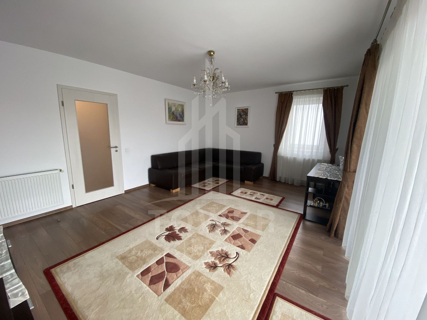 Apartament spațios de 2 camere la vilă – Confort și intimitate lângă Sub Arini - Poză 7