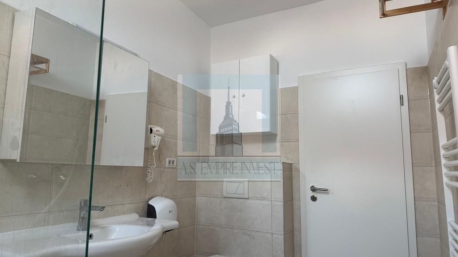 Apartament 3 camere de închiriat/ Centrul Istoric - Poză 22