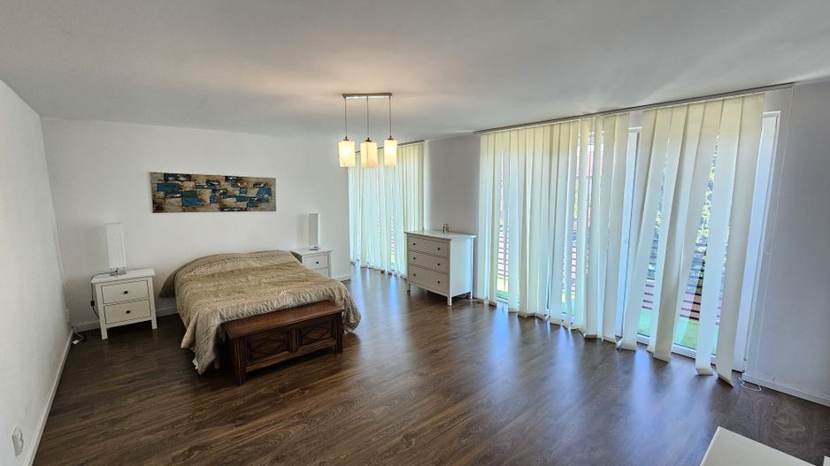 0 % comision, casa individuala 4 camere, 400 mp teren cartier Bulgaria - Poză 17