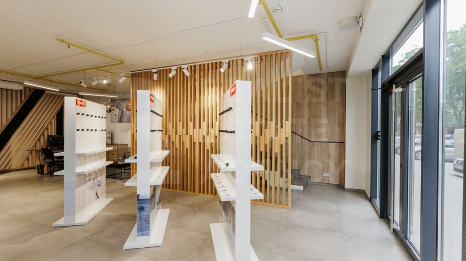 Chirie, spațiu comercial, amplasat în Ungheni, str. Mihai Eminescu - Poză 42